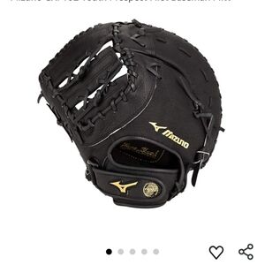 Mizuno Youth Black with Gold Accents Baseball Glove Left Hand
